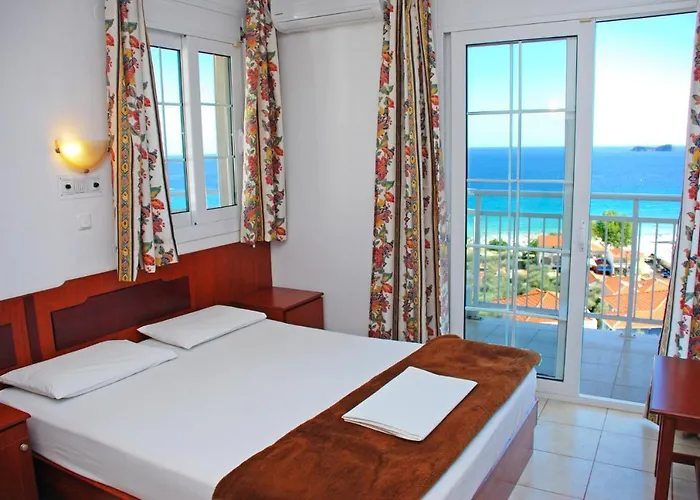 Emerald 克里斯阿穆迪亚