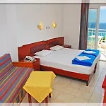 Emerald Apartahotel 2*