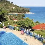 Emerald Apartahotel 2*