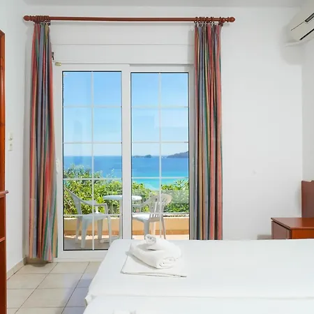 Emerald 2* כריסי אמודיה