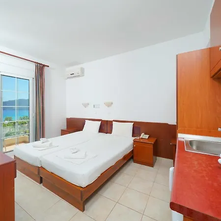 מלון דירות Emerald