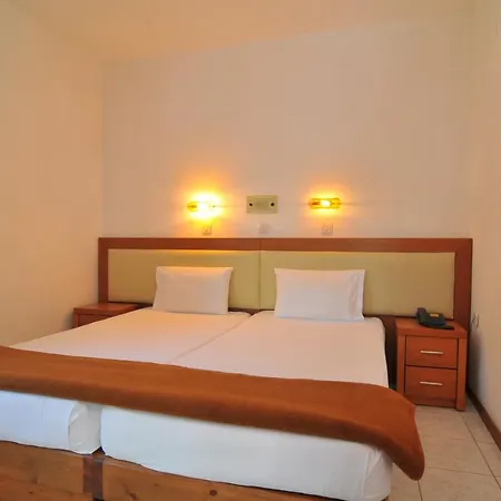 Emerald Chrisi Ammoudia