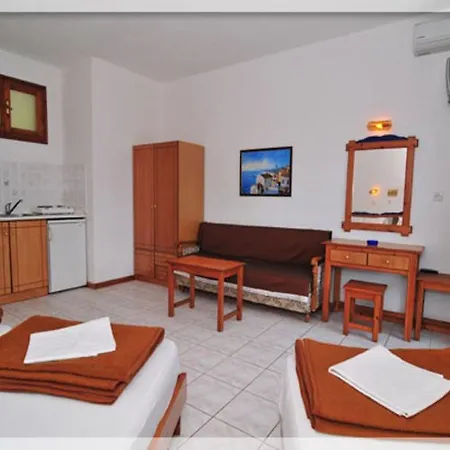 Aparthotel Emerald 2*