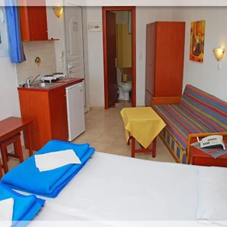 Aparthotel Emerald 2*