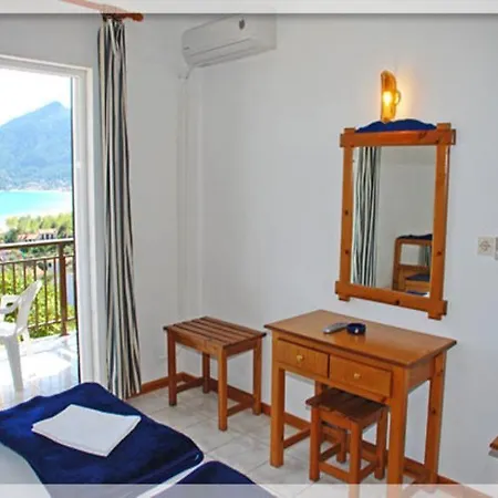 Apartahotel Emerald Chrysi Ammoudia