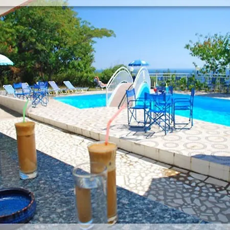 מלון דירות Emerald