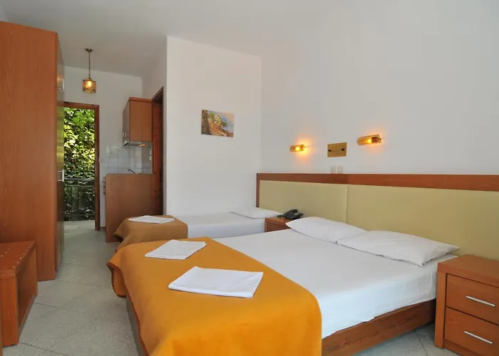 Emerald Chrysi Ammoudia