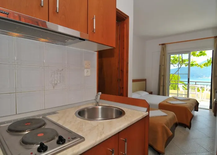 Apartahotel Emerald Chrysi Ammoudia