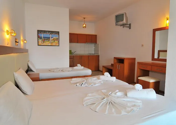 Apartahotel Emerald Chrysi Ammoudia