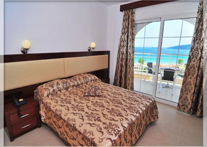 Apartahotel Emerald Chrysi Ammoudia