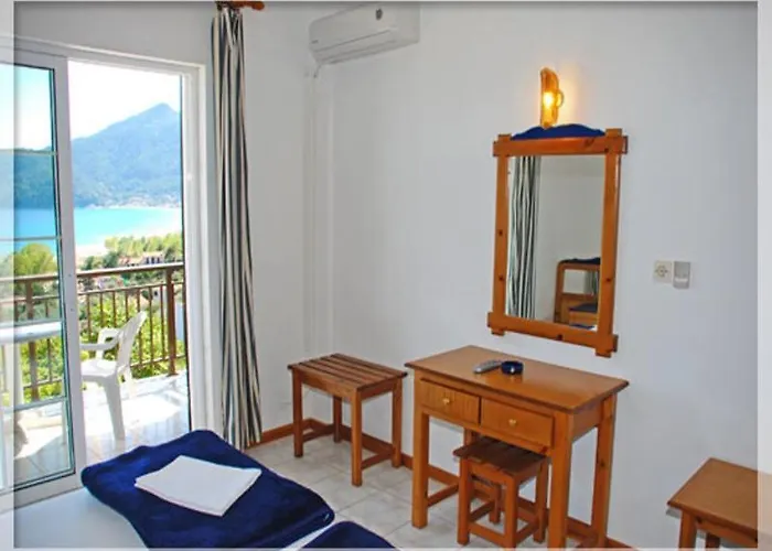 Apartahotel Emerald Chrysi Ammoudia