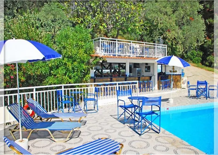 Emerald Apartahotel Chrysi Ammoudia