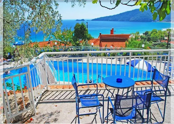 Emerald Apartahotel 2*