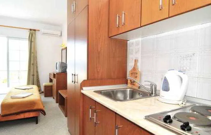 Emerald Apart Otel