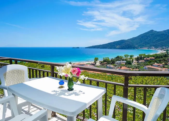 Emerald Apartahotel Chrysi Ammoudia